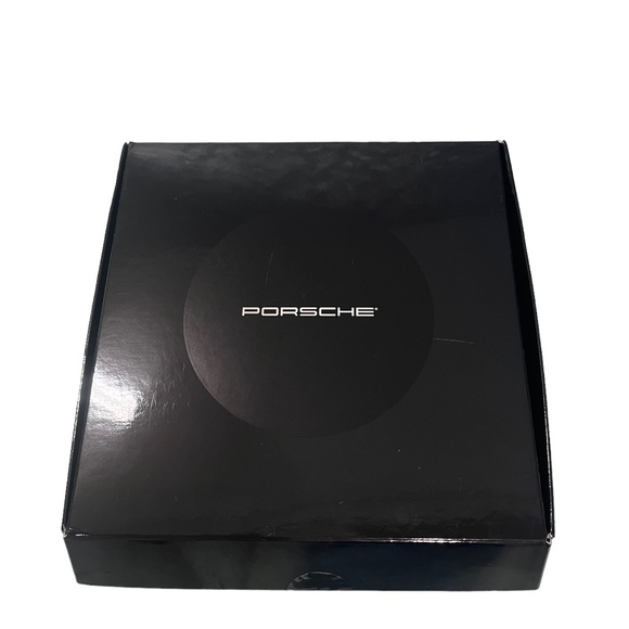 New ( NWT ) Porsche Genetian Blue Genuine Leather Card Holder Wallet - Picture 9 of 10